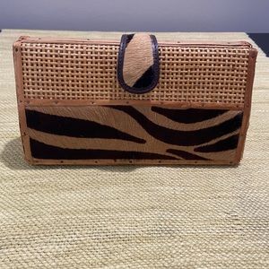 Adrienne Vittadini Clutch